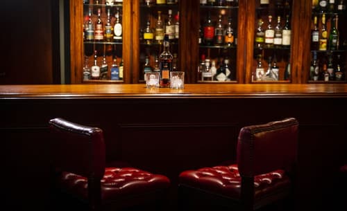 Knipoch House Hotel, Bar (on property)