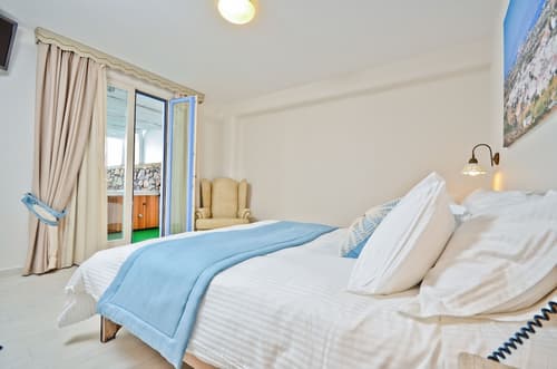 Naxos Island Hotel, Room