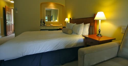 Pinnacle Lodge, Room