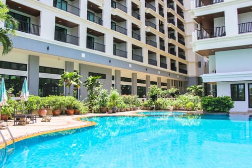 Mike Garden Resort Hotel, Pool