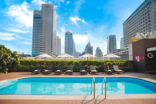 VELA Dhi GLOW Pratunam, Pool