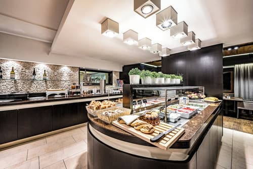 Alpina, Breakfast buffet