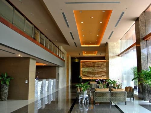 Grand Howard Hotel Bangkok, Lobby