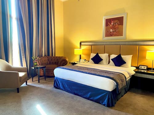 Central Hotel Doha, Room