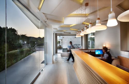 Annas House, Reception