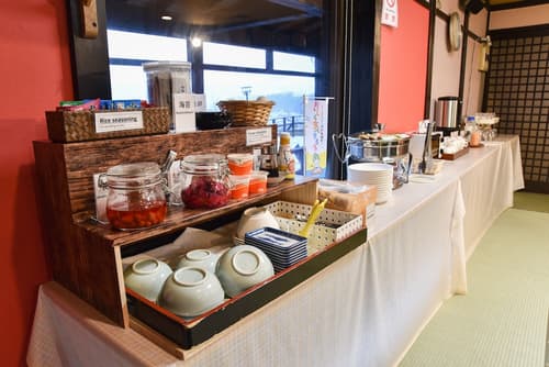 Futarishizuka Hakuun, Breakfast meal