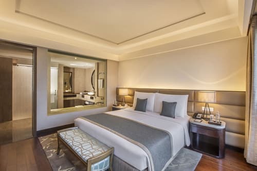 The Leela Ambience Convention Hotel, 