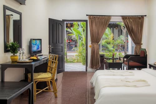 The Oasis Harbor, Room