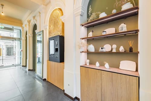 FortyPlusOne Hotel, Reception