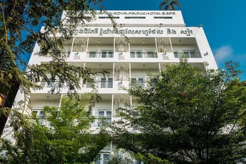 Frangipani Royal Palace Hotel, Front of property