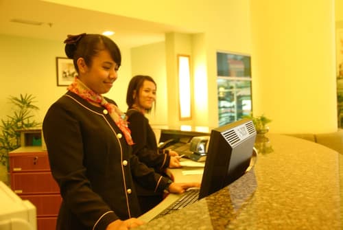 The Pavilion Hotel, Reception