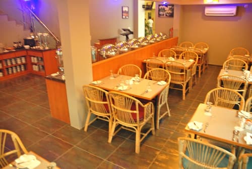 The Pavilion Hotel, Restaurant