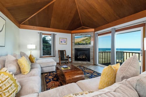 Little Creek Cove Beachfront Resort, Primary image