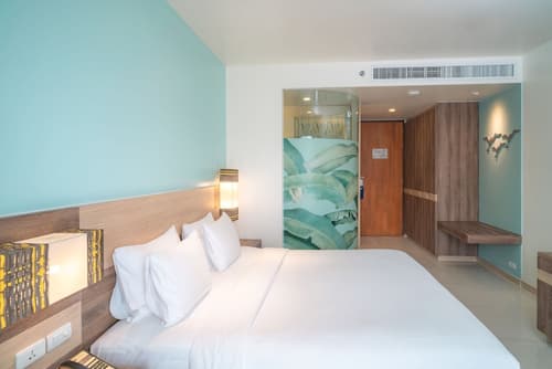 Holiday Inn Express Phuket Patong Beach Central by IHG, Room