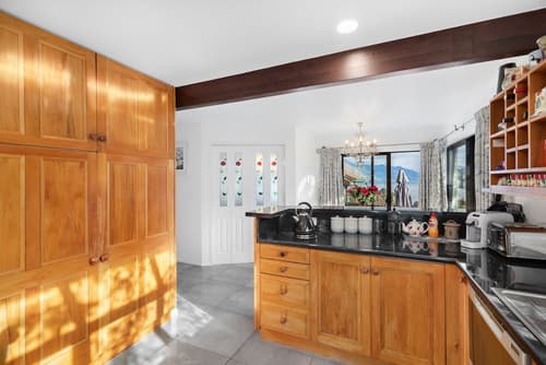 Balmoral Lodge, Private kitchen