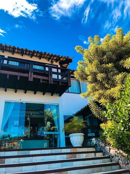 Coronado Inn, Exterior