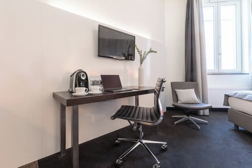 Garner Berlin - Mitte, an IHG Hotel, Room