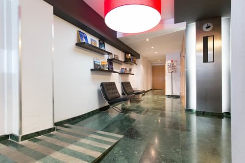 AinB Sagrada Familia Apartments, Lobby