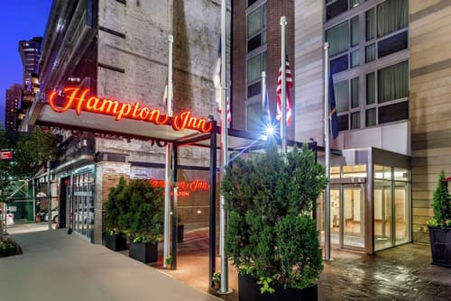 Hampton Inn Manhattan Grand Central, Exterior
