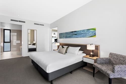 Quarters at Flinders Hotel, Room