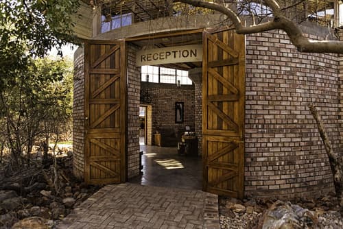 Etosha Village, Reception