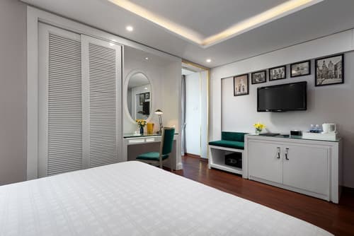 Minerva Church Hotel, Room