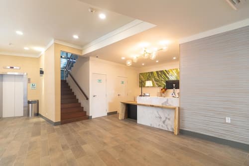 Polynesian Residences Waikiki Beach, Check-in/check-out kiosk