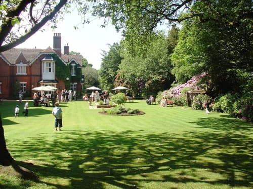 Hillscourt, Property grounds