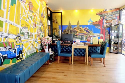 Siri Oriental Bangkok Hotel, Reception