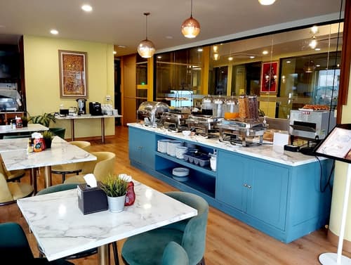 Siri Oriental Bangkok Hotel, Dining room