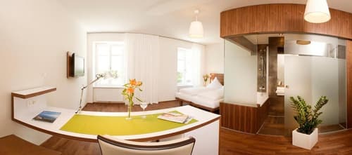 Hotel Constantia, Room