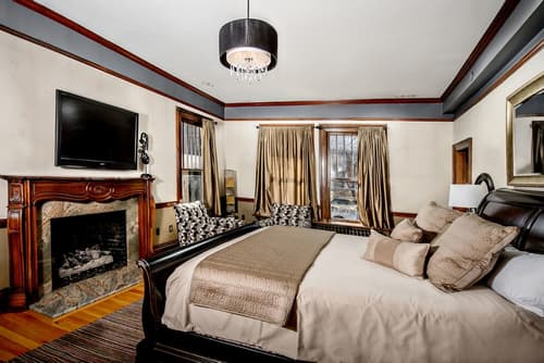 Blackwell Hotel, Room