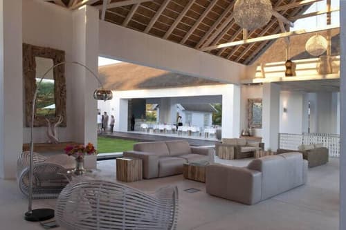 Emanya at Etosha Game Lodge, Lobby sitting area