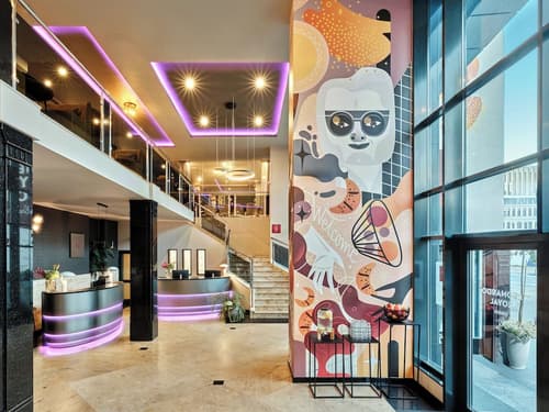 Leonardo Royal Hotel Warsaw, Lobby