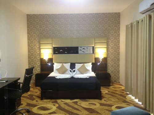 Heritage Hotel, Room