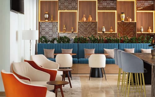 DoubleTree by Hilton Shymkent, Lobby