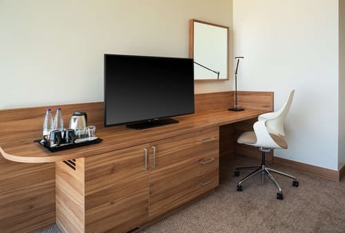 Hilton Garden Inn Riyadh Financial District, Room