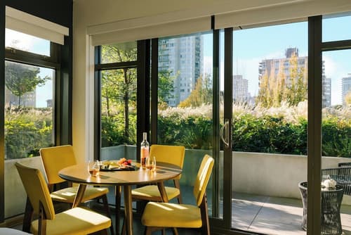 Sonder by Marriott Bonvoy Revival Apartments English Bay, Room