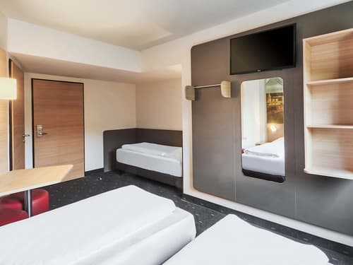 B&B HOTEL Würzburg-City, Room