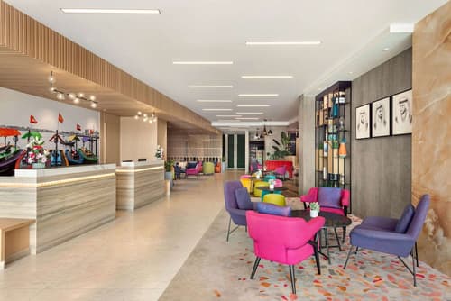 La Quinta by Wyndham Dubai Jumeirah, Lobby
