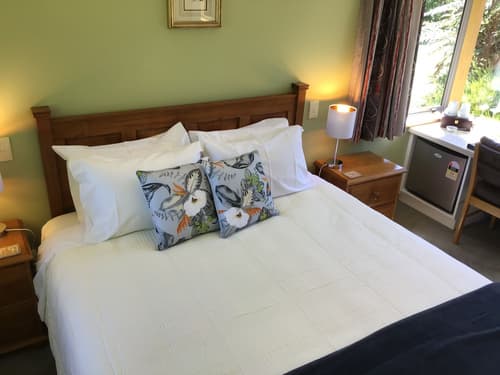 Woodland Glen Lodge, Room