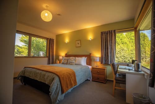 Woodland Glen Lodge, Room