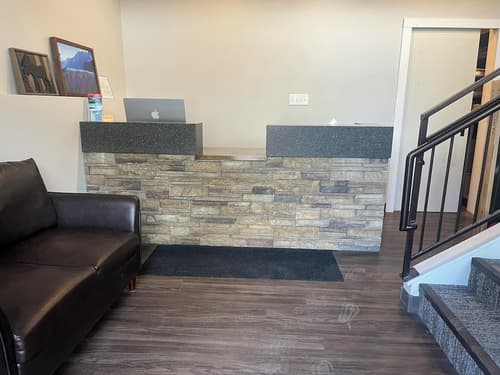 Spruce Lodge, Reception