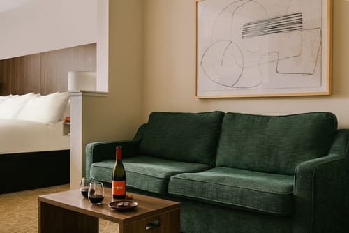 The Point by Edge, Room