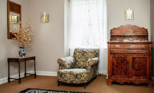 Lindstrøm Hotel, Lobby sitting area