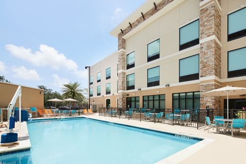 HOLIDAY INN EXPRESS & SUITES GULF BREEZE - PENSACOLA AREA by IHG, Pool