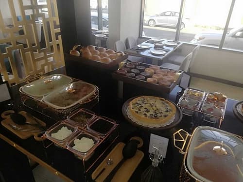 Iris Boutique Taif Heart, Breakfast buffet