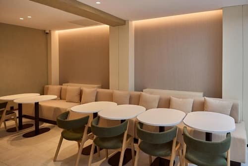 Omid Saldanha Hotel, Living area