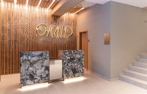 Omid Saldanha Hotel, Reception