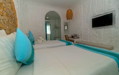 Loccal Collection Hotel, Room